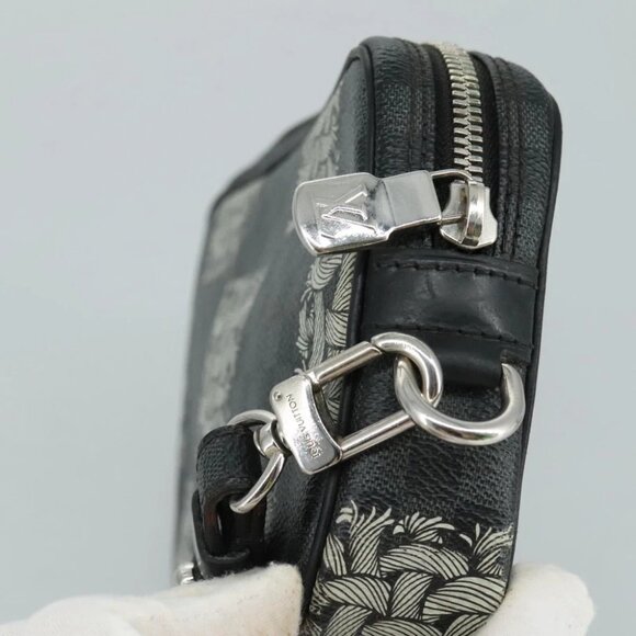 LOUIS VUITTON Graphite Christopher Nemeth Pochette Volga Bag N61228 Auth 107956 - Picture 10 of 16